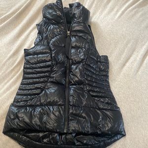 Lululemon puffer vest
